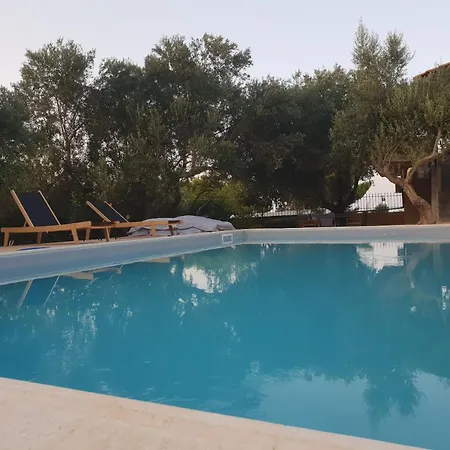 Wunderschoenes In Agios Stefanos * Foutia